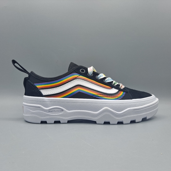 New Vans Sentry Old Skool WC Pride Rainbow Black and True White Women's Size 5 - Picture 3 of 9